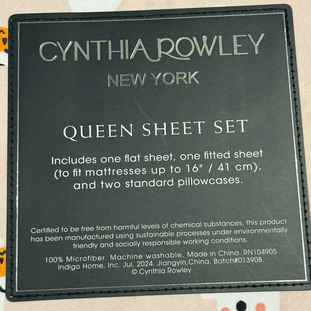 Cynthia Rowley‎ Queen Sheet Set - Cream with Ghost Design